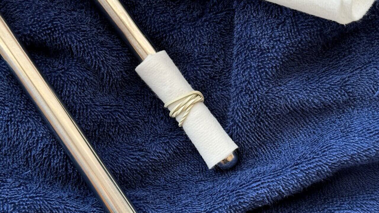 DIY Garnelenschutz aus Filtervlies am Ansaugrohr eines Aquarienfilters